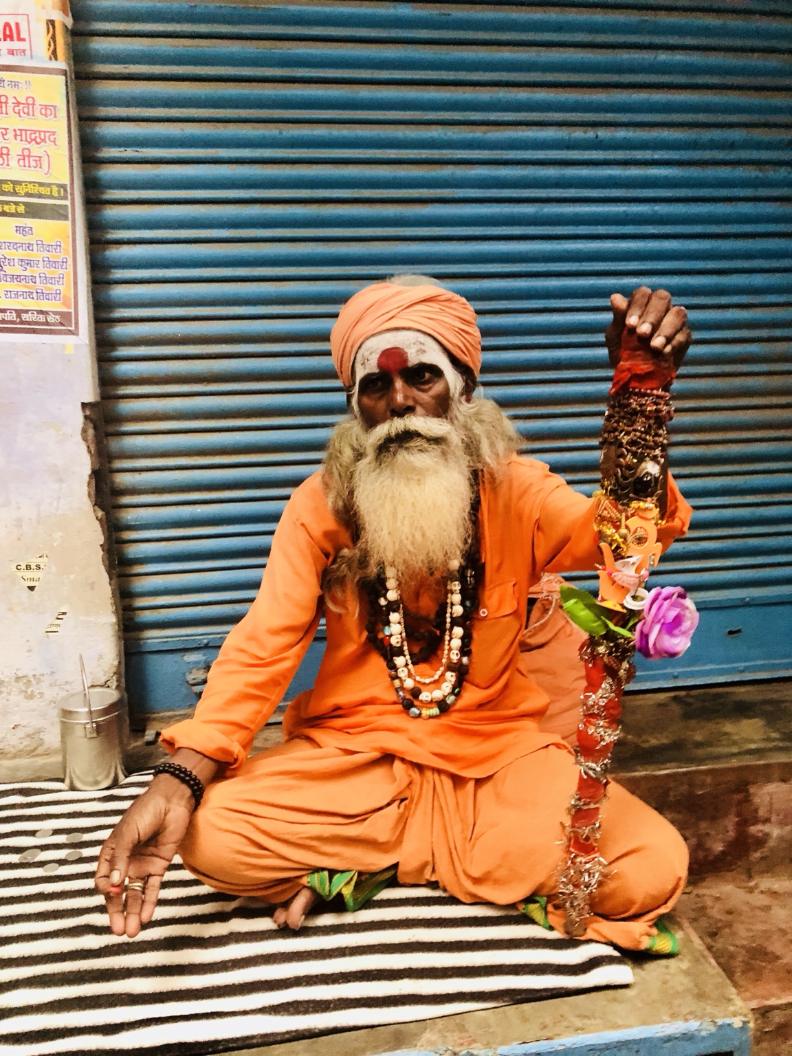 Encuentro durante un paseo por India